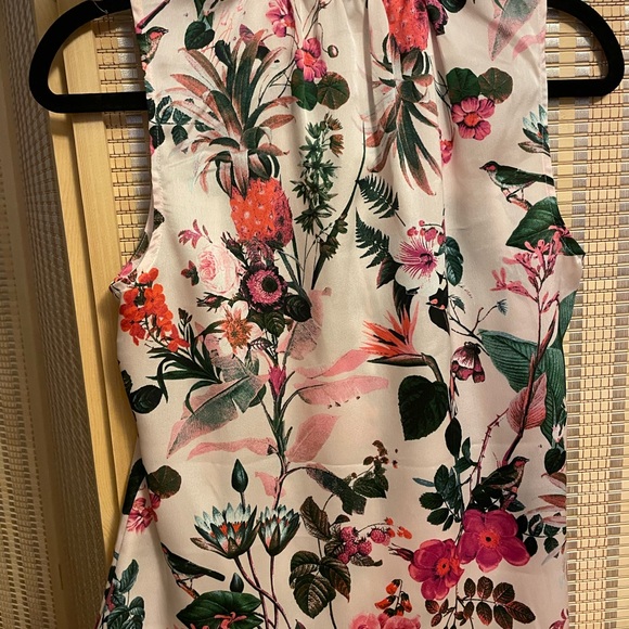 Floral Tank NWT - Picture 5 of 8